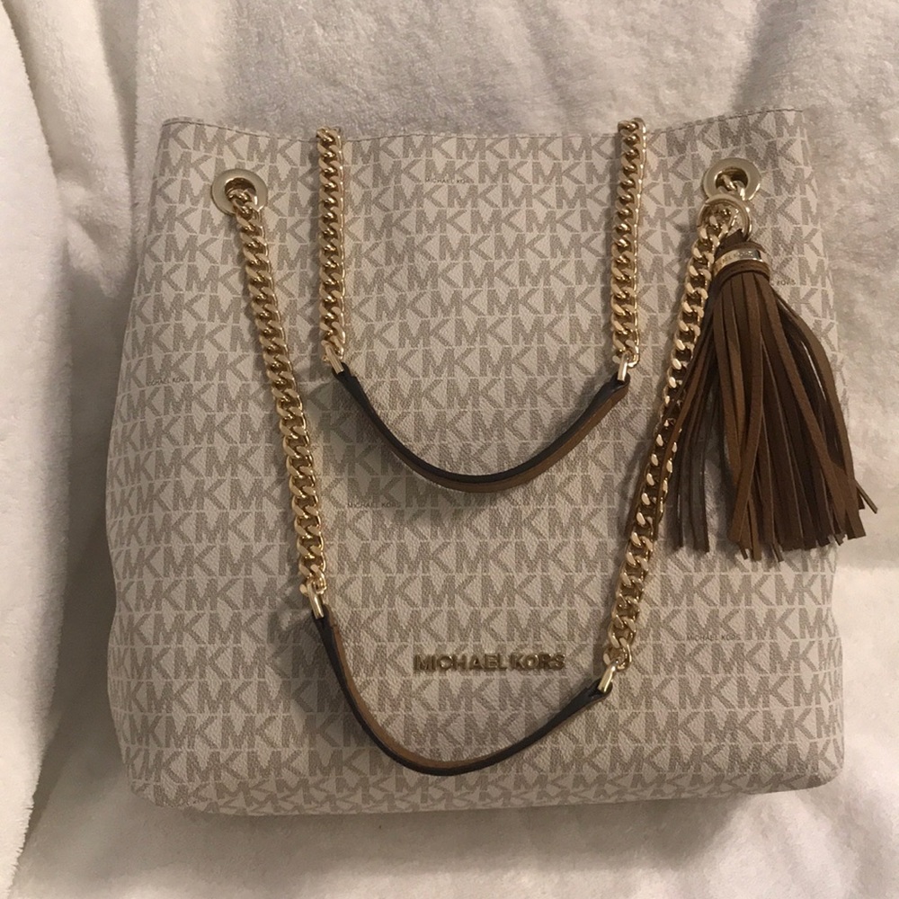 Michael Kors purse